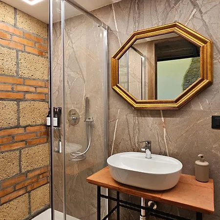 Le Moire * Ερκολάνο